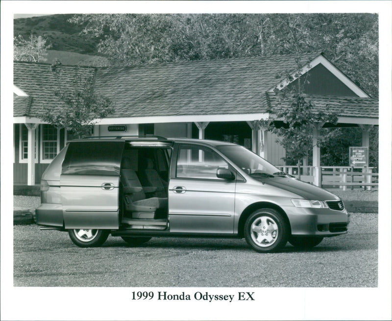 1999 Honda Odyssey EX - Vintage Photograph