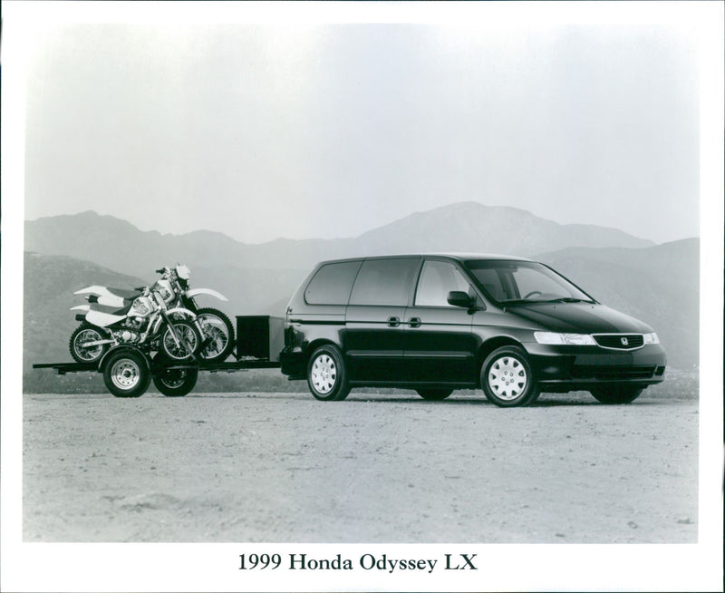1999 Honda Odyssey LX - Vintage Photograph