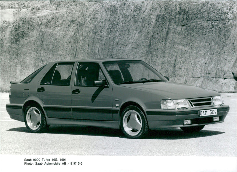 1991 Saab 9000 Turbo 16s - Vintage Photograph