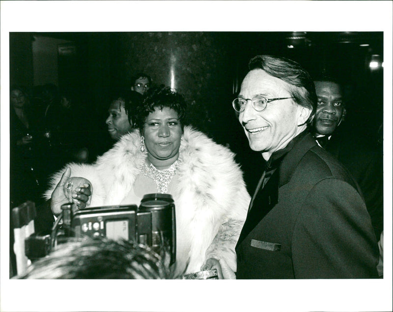 humning gram aretha franklin revealing tribute lat david copio - Vintage Photograph