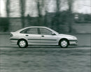 Renault Laguna RXE 2.0 - Vintage Photograph