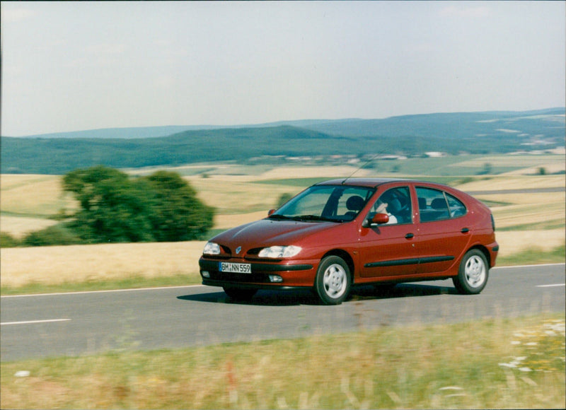 Renault - Vintage Photograph