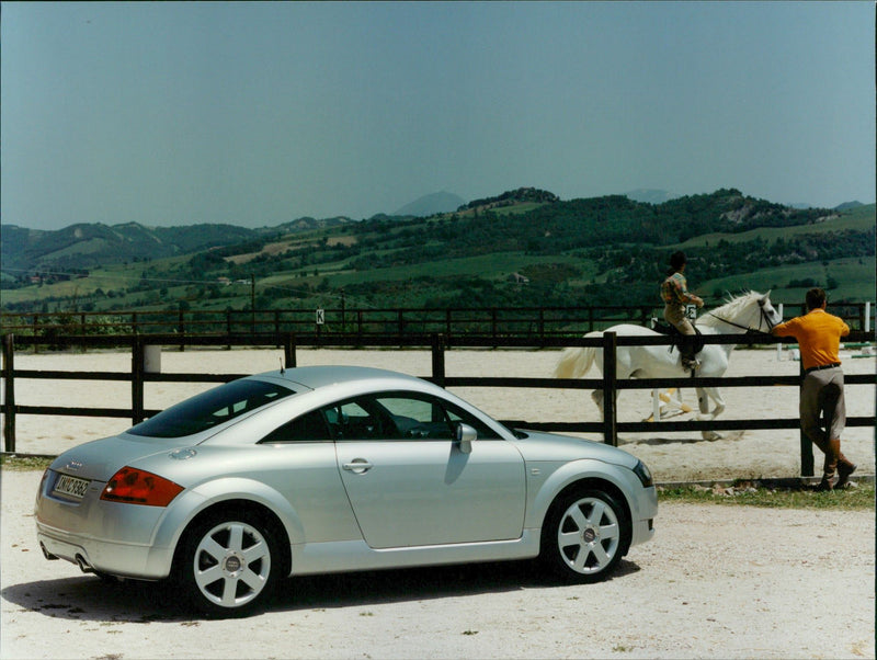 Audi TT Coupe quattro - Vintage Photograph