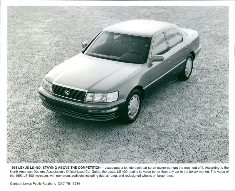 1993 Lexus LS 400 - Vintage Photograph