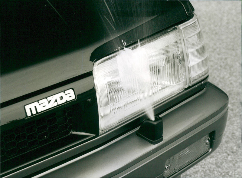1986 Mazda 323 Turbo 4 WD 16 V - Vintage Photograph