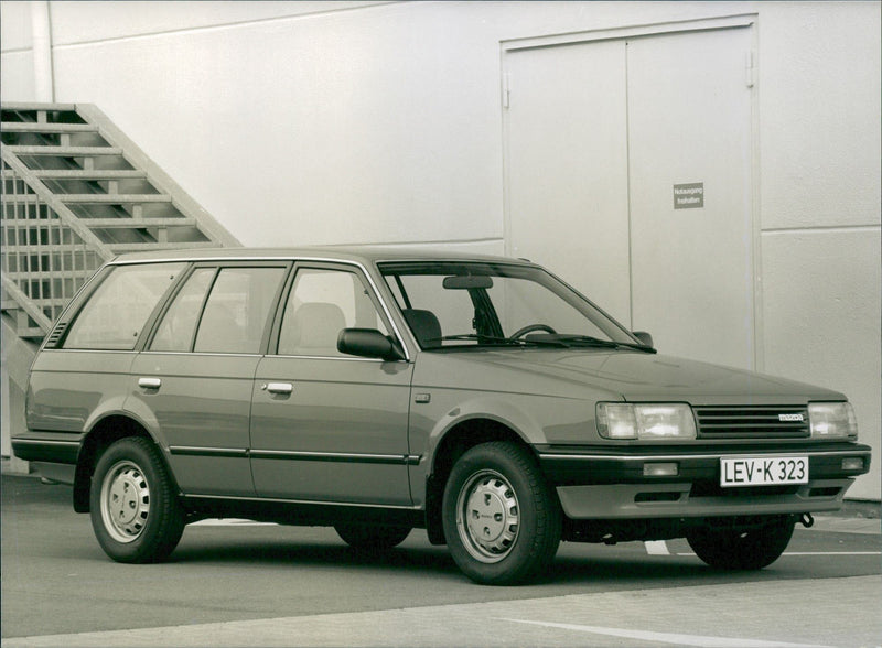 1986 Mazda 323 Kombi GLX - Vintage Photograph
