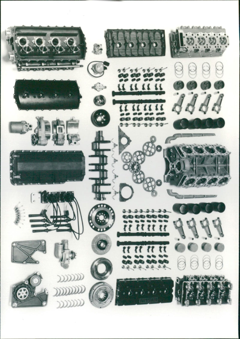 Nissan VEJ30 - Vintage Photograph