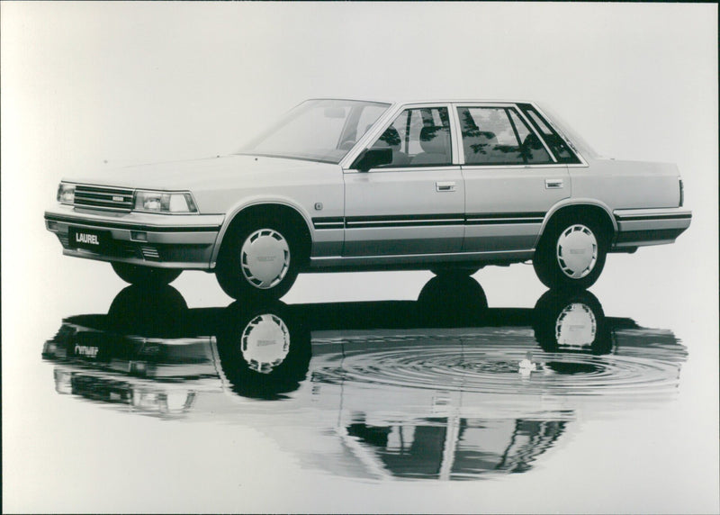 Nissan Laurel 3.0 E/SGX - Vintage Photograph