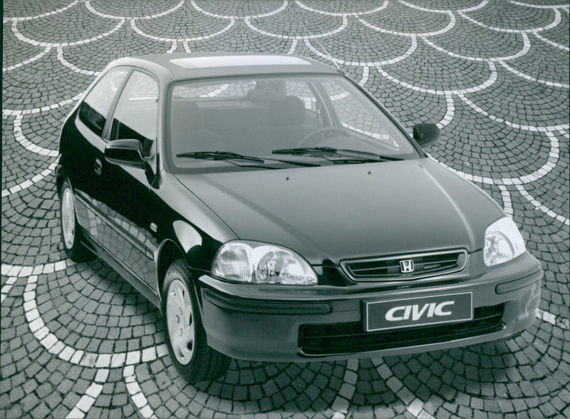 Honda Civic 1995 - Vintage Photograph