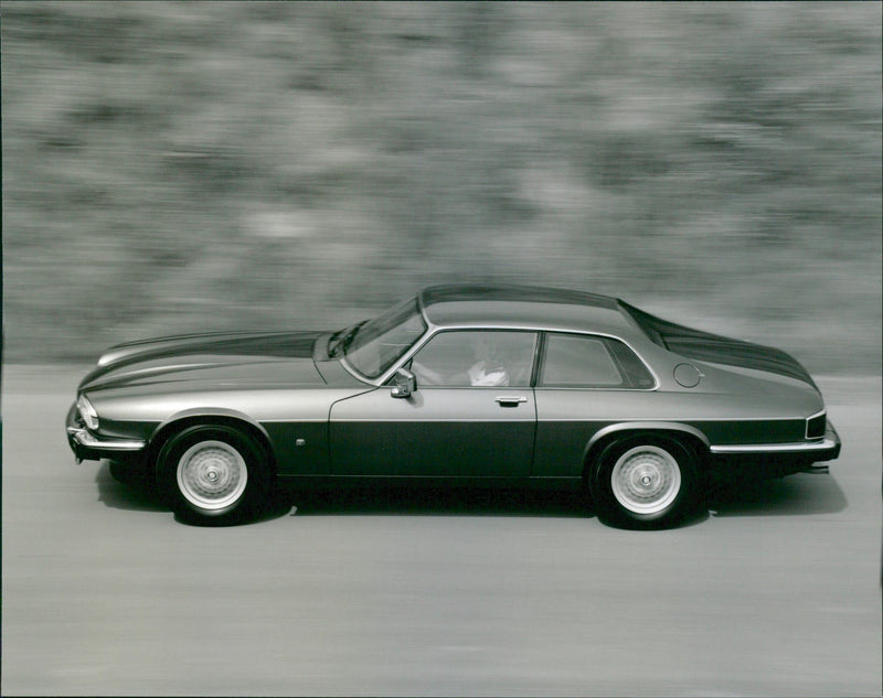 Jaguar XJS - Vintage Photograph