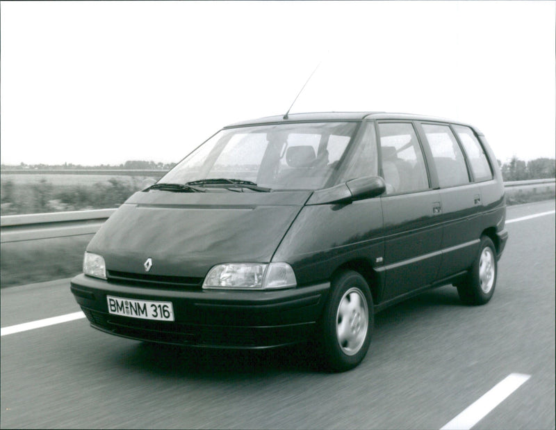 Renault Espace - Vintage Photograph