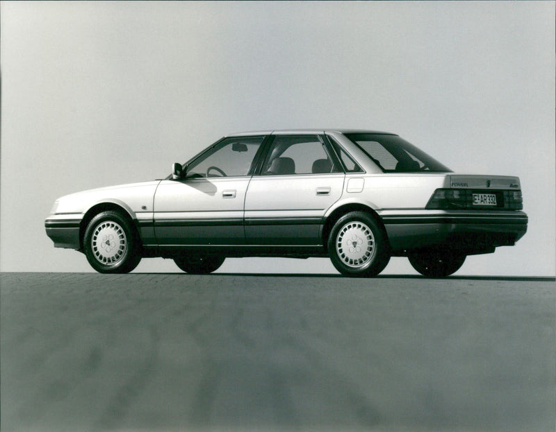 Rover 825 Sterling - Vintage Photograph