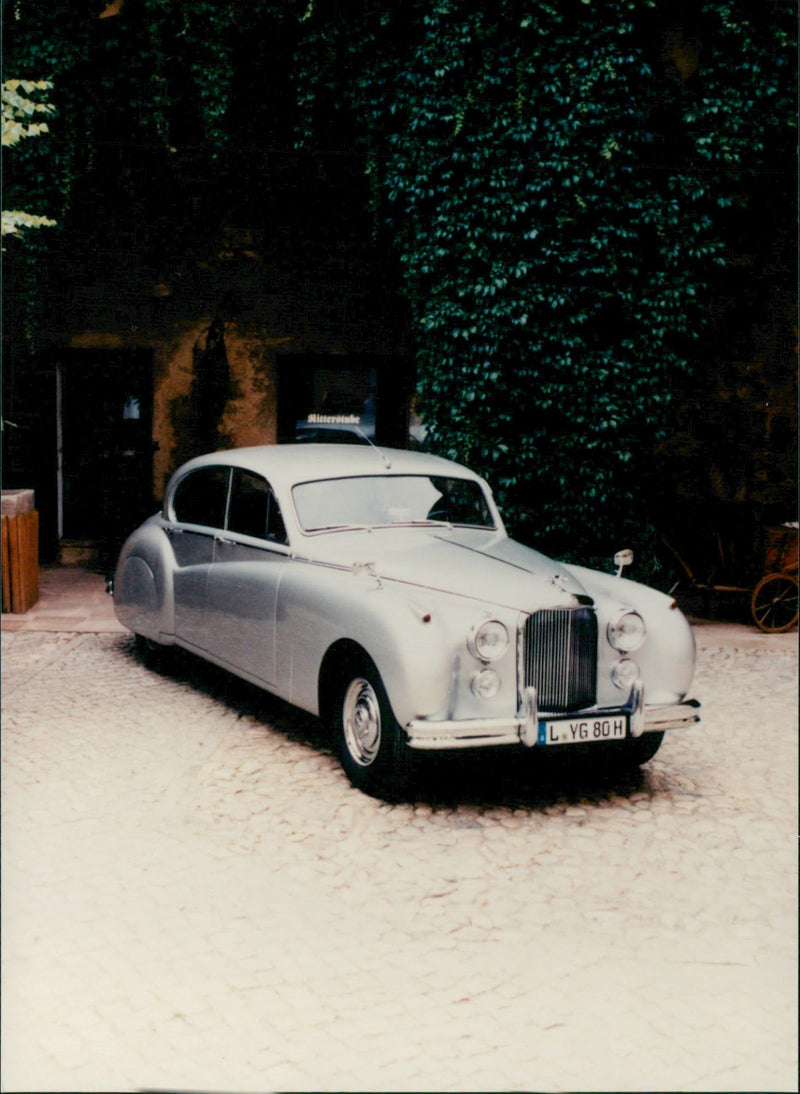 1951-1957 Jaguar MK VII - Vintage Photograph
