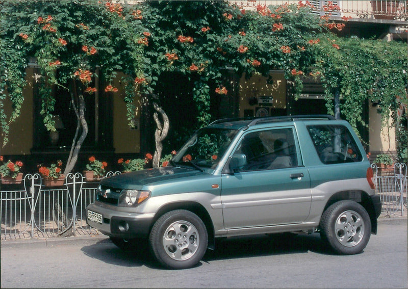 1999 Mitsubishi Pajero Pinin - Vintage Photograph