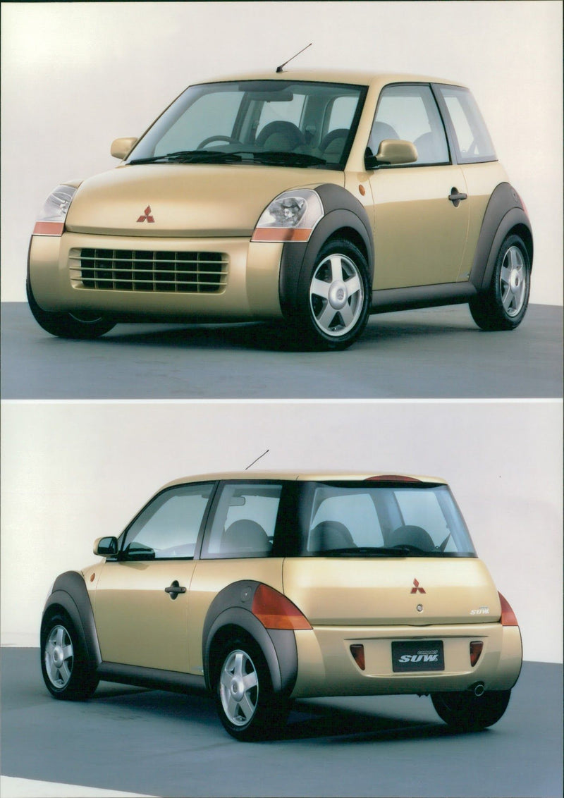 1999 Mitsubishi SUW Compact - Vintage Photograph