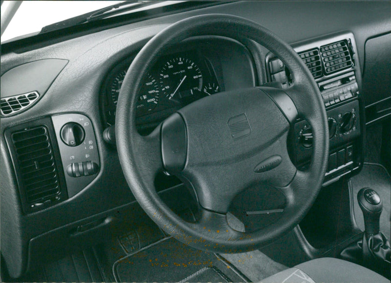 Seat Ibiza 1.4i steering wheel - Vintage Photograph