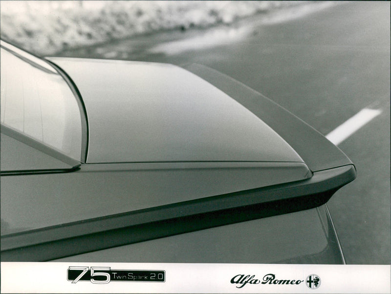 1987 Alfa Romeo 75 - Vintage Photograph