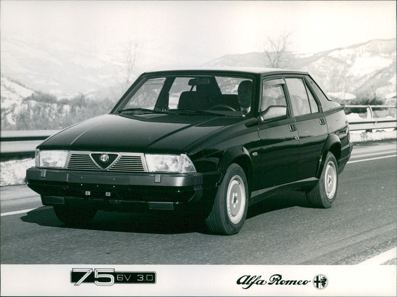 1987 Alfa Romeo 75 - Vintage Photograph