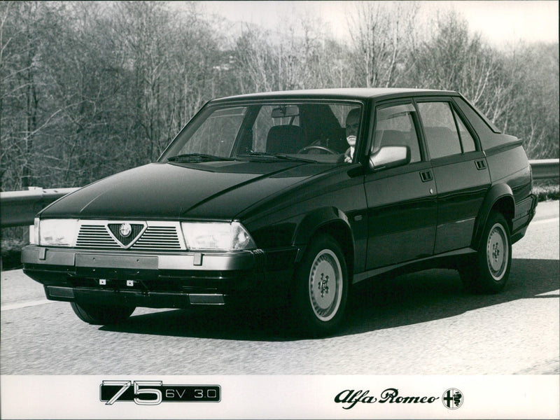 1987 Alfa Romeo 75 - Vintage Photograph
