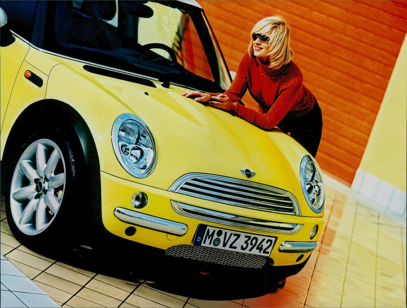 Mini Cooper 2001 - Vintage Photograph