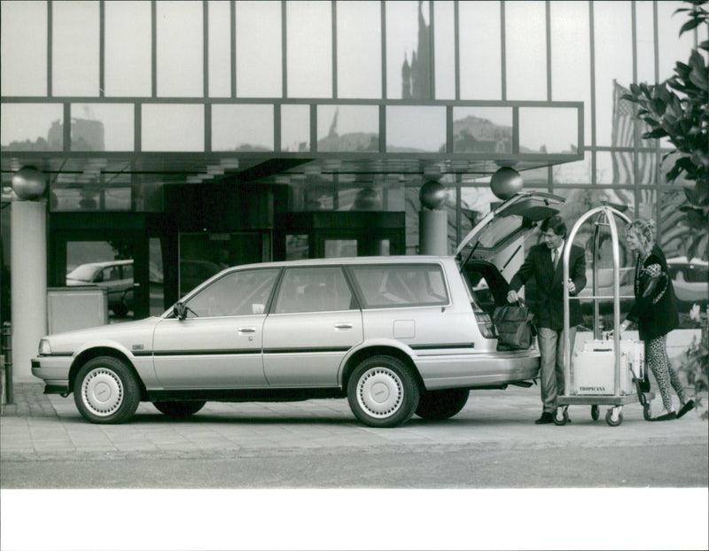 1990 Toyota Camry Combi - Vintage Photograph