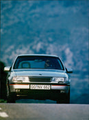 Opel Vectra GT - Vintage Photograph