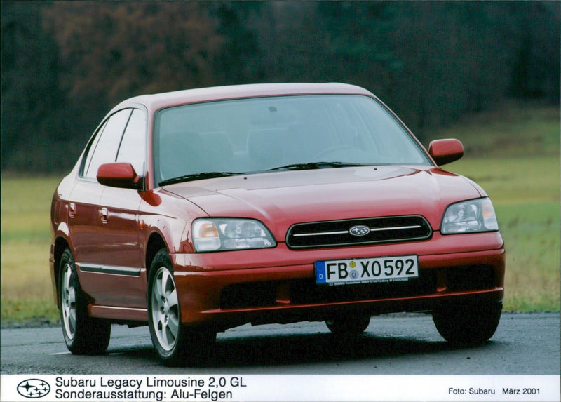 2001 Subaru Legacy Limousine 2.0 GL - Vintage Photograph