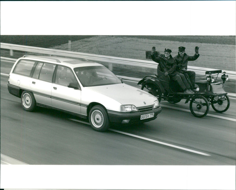 1982 Opel Omega Caravan 3.0i - Vintage Photograph