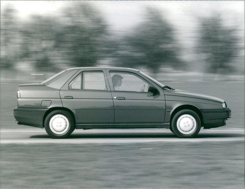 1992 Alfa Romeo 155 - Vintage Photograph