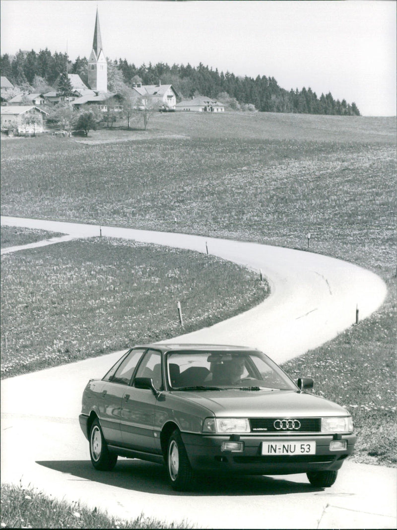 Audi 80 Quattro - Vintage Photograph