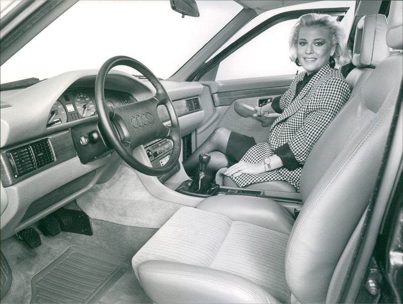 1988 Audi 200 Quattro - Vintage Photograph