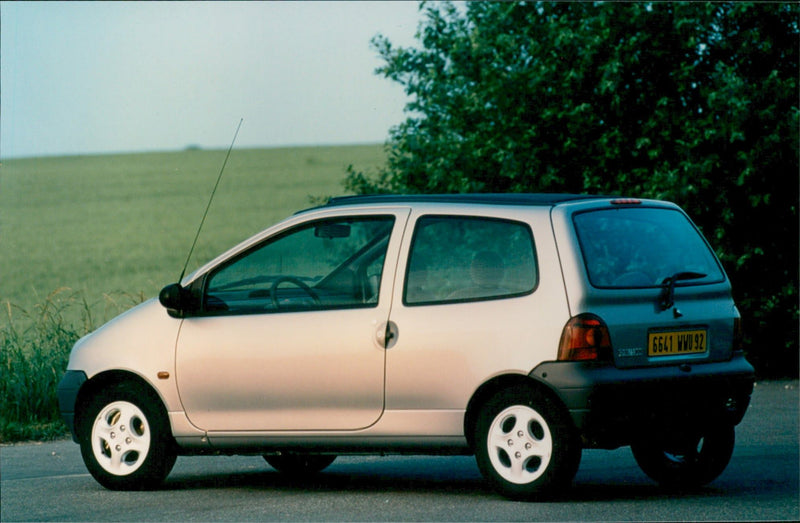 Renault Twingo e - Vintage Photograph