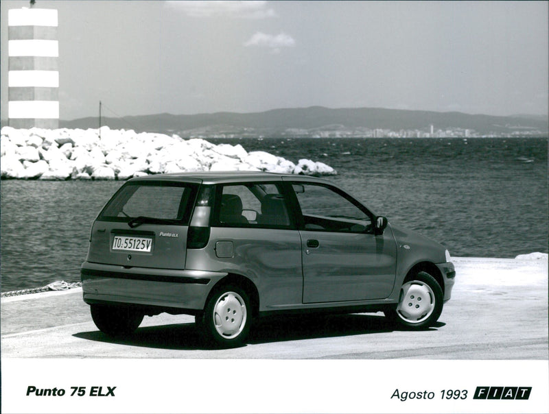 Fiat Punto 75 ELX - Vintage Photograph