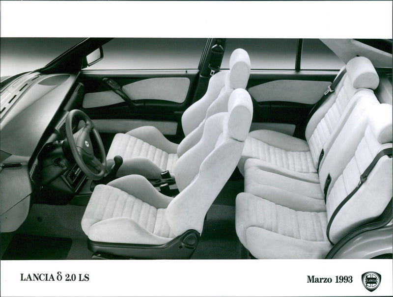 Lancia 2.0 LS - Vintage Photograph