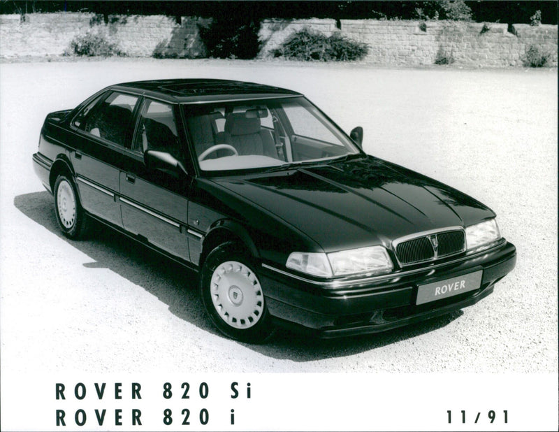 Rover 820 Si Rover 820 i - Vintage Photograph