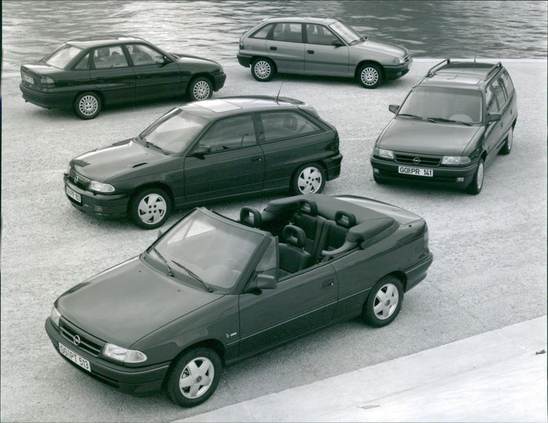 Opel Astra - Vintage Photograph