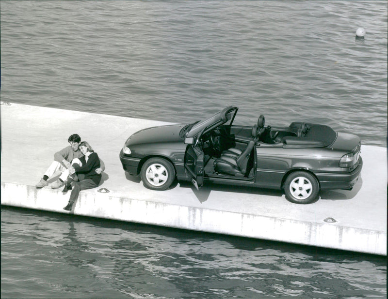 Opel Astra - Vintage Photograph