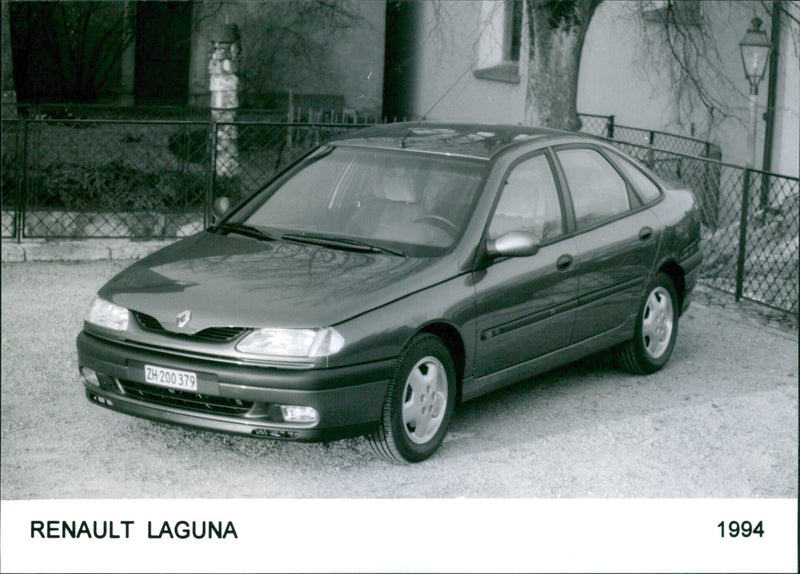 1994 Renault Laguna - Vintage Photograph