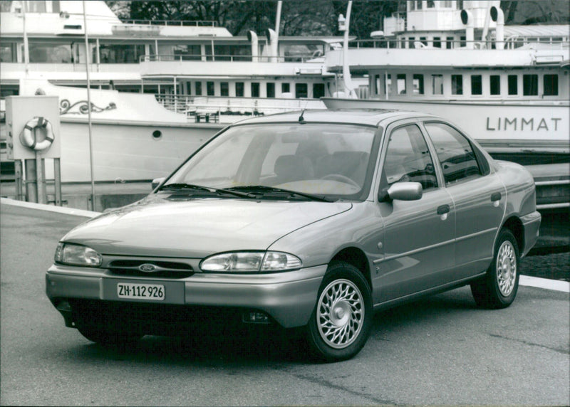 Ford Mondeo - Vintage Photograph