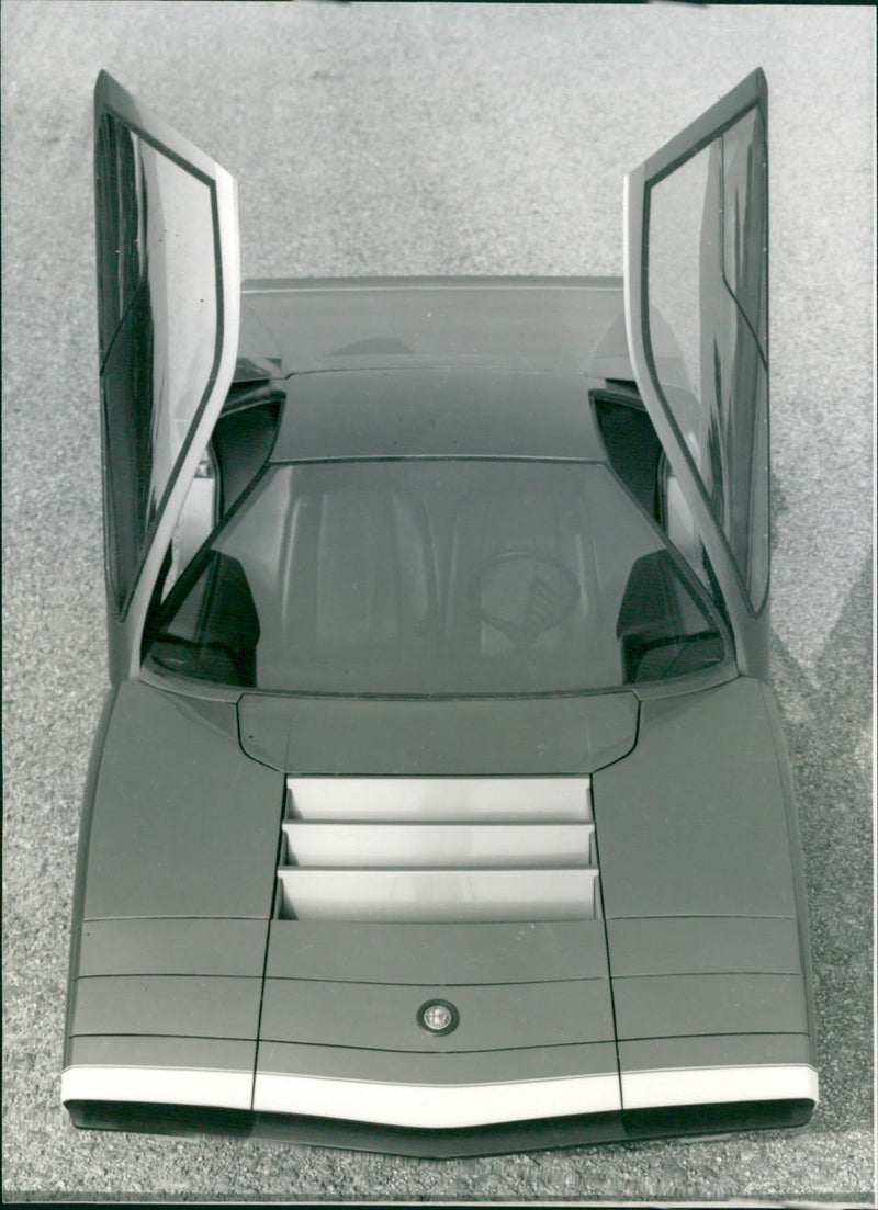 1968 Alfa Romeo Carabo Bertone - Vintage Photograph