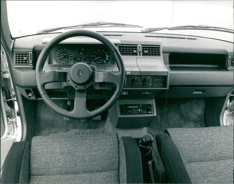 Renault 5 GT Turbo - Vintage Photograph