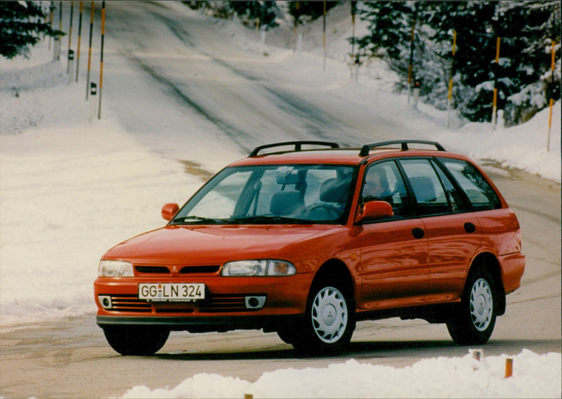 1997 Mitsubishi Lancer Combi Allrad GLXi - Vintage Photograph