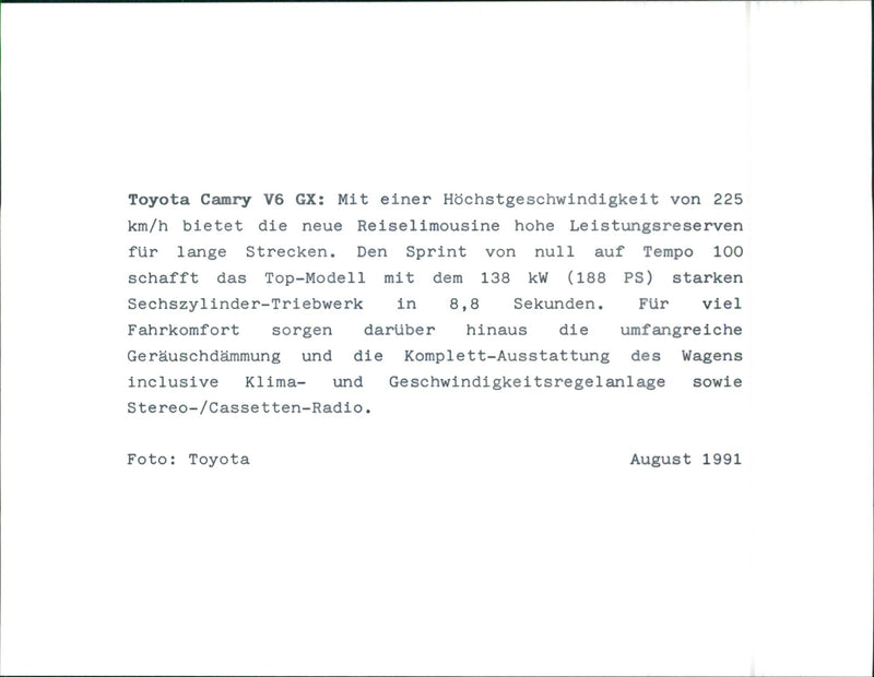 1991 Toyota Camry V6 GX - Vintage Photograph