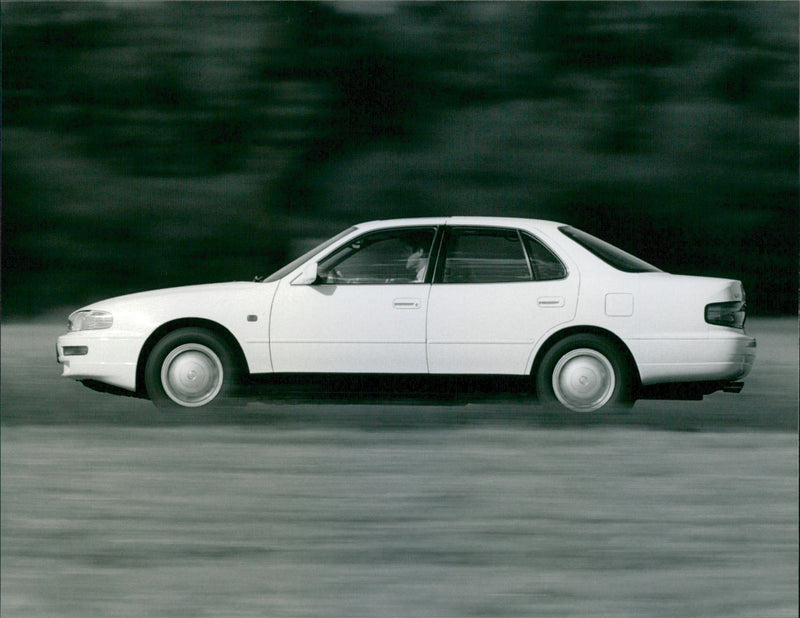 1991 Toyota Camry V6 GX - Vintage Photograph