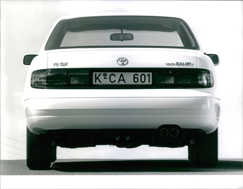 1991 Toyota Camry V6 GX - Vintage Photograph