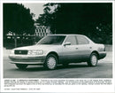 1991 LEXUS LS 400 - Vintage Photograph