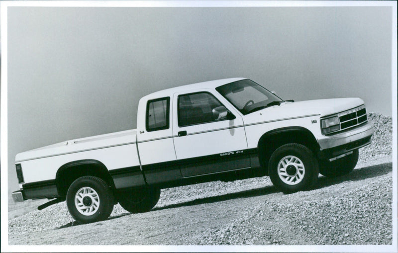 1992 Dodge Dakota LE CC 4x4 - Vintage Photograph