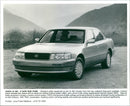 1991 LEXUS LS 400 - Vintage Photograph