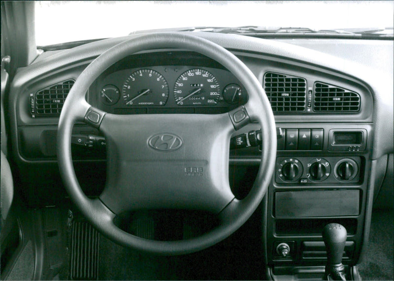 1994 Hyundai Lantra - Vintage Photograph