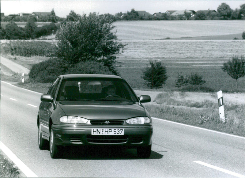 1994 Hyundai Lantra - Vintage Photograph